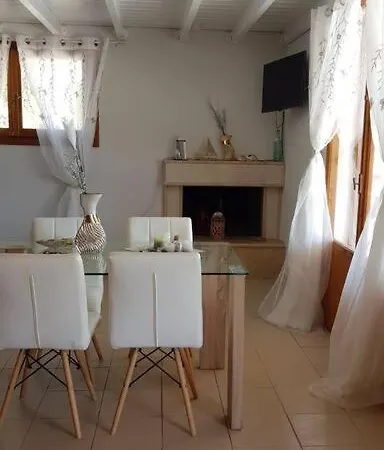 Casa vacanze Country Green House In Lourdas *